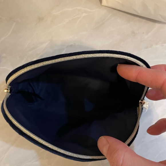 Christian Dior makeup bag NWB - Picture 5 of 7